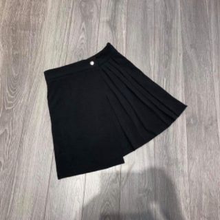 CHÂN VÁY QUỐC DÂN