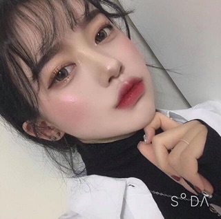 PHẤN BẮT SÁNG CATRICE