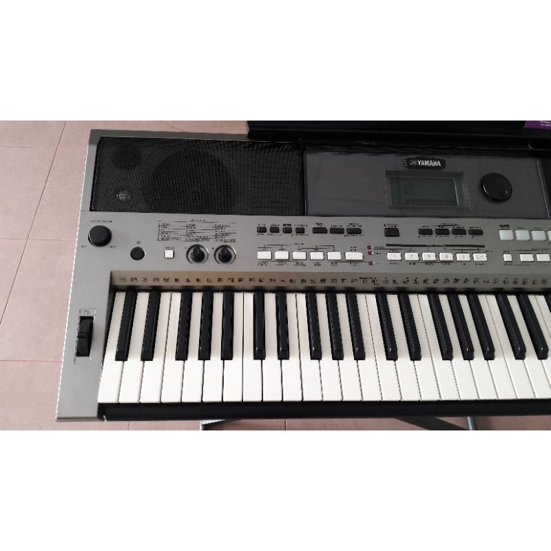 đàn organ yamaha psr E 443 mới 99% như khui thùng