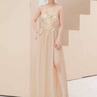 ĐẦM MAXI CỔ YẾM ĐÍNH HOA 3D