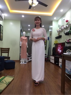 Áo dài truyền thống may sẵn