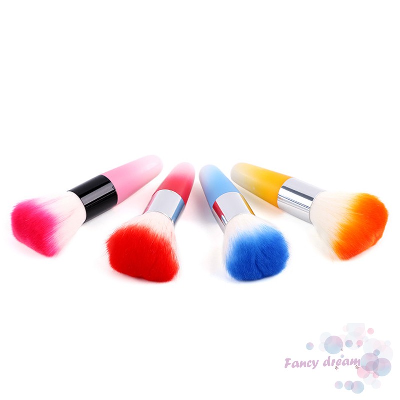 Cọ vệ sinh móng tay cán dài tiện lợi