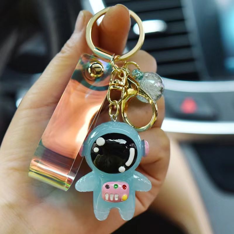 Móc Khóa Phi Hành Gia Màu Dạ Quang Dễ Thương