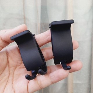 Kẹp tóc 3 răng nhám màu đen (như hình)