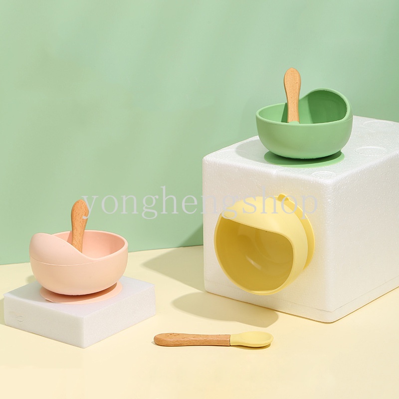 Bát Ăn Dặm Bằng Silicone Kèm Muỗng Tiện Lợi Dành Cho Bé