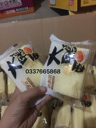 10 CHIẾC BÁNH BÔNG LAN CUỘN TRỨNG