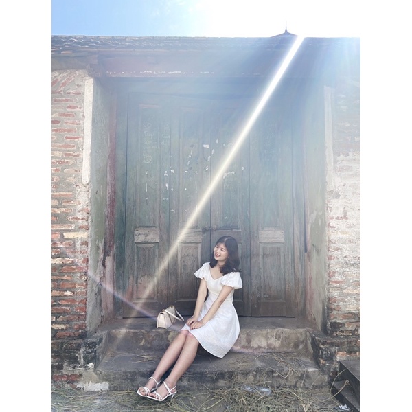 Váy trắng tiểu thư The Shilla