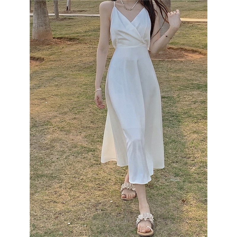 Váy trắng hai dây “nàng thơ” siêu xinh retro Pháp