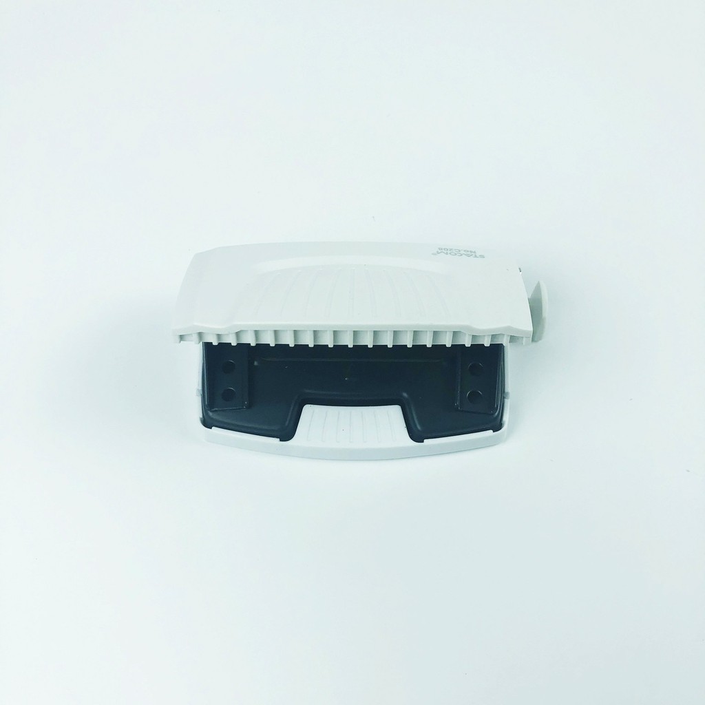 Đục 02 lỗ 15 tờ thân vỏ nhựa STACOM C208