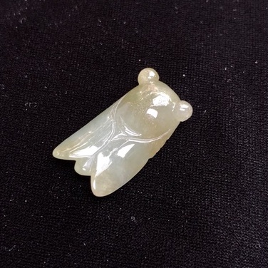 Mặt dây / charm Ve sầu  ngọc phỉ thuý tự nhiên phù hợp ngũ hành mệnh Hỏa Thổ Kim Thủy Mộc