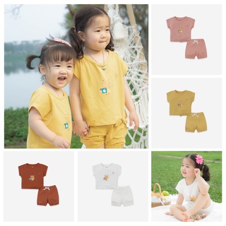Bộ quần áo cổ tròn ngắn tay Kyomi Giraf BU