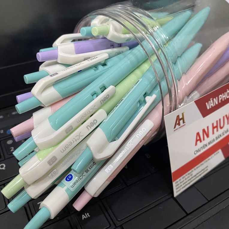 Bút bi Deli ngòi 0.7 MỰC XANH vỏ nhiều màu sắc