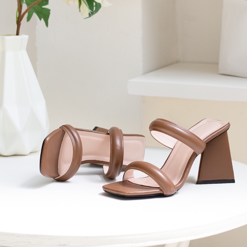 Guốc thời trang quai ngang gót 9p