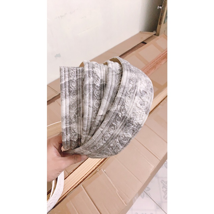 Phào chỉ nẹp bằng xốp dán tường 3d khổ 235x8cm sẵn keo hàng loại 1 | BigBuy360 - bigbuy360.vn