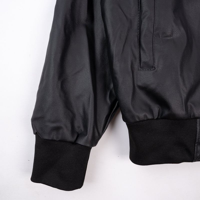 Áo khoác bomber da nam cao cấp, chuẩn form nam tính mạnh mẽ, đường may tỉ mỉ chắc chắn