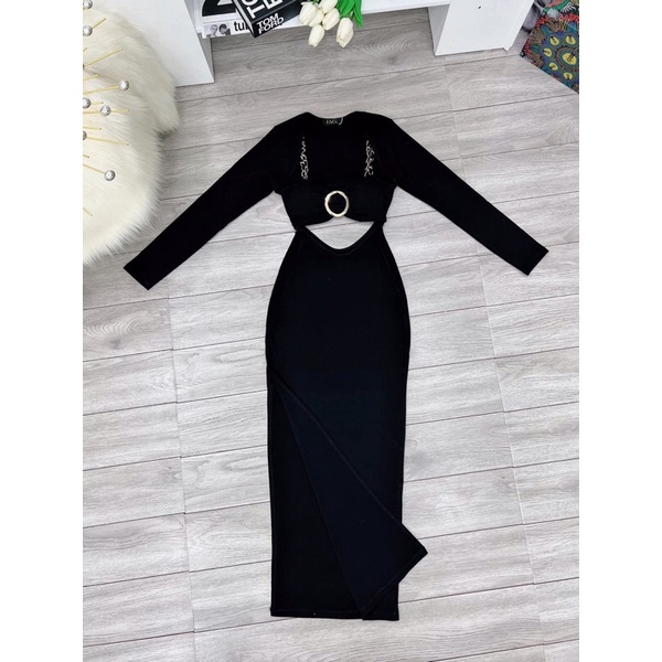 Set áo croptop tay dài + Đầm maxi khoen ngực xẻ tà