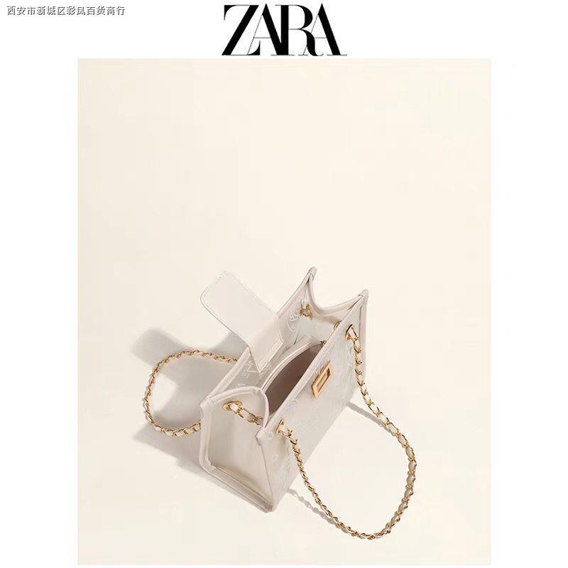 Túi Xách Trong Suốt Phối Dây Xích Kiểu Dáng Đơn Giản Hợp Thời Trang | BigBuy360 - bigbuy360.vn