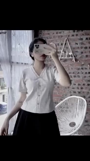 Áo thun nữ gân tay ngắn cổ tim MADELA bigsize dáng ôm, áo cổ tim ngắn tay chất thun tăm dày dặn | BigBuy360 - bigbuy360.vn