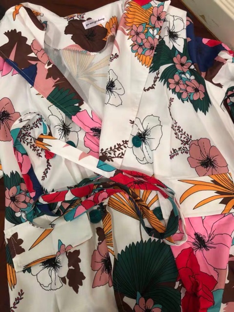 (MộcLan ORDER) áo véc hoạ tiết hoa bắt mắt | BigBuy360 - bigbuy360.vn