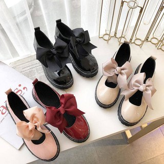Giày bít mũi đế cao mũi tròn đính nơ phong cách Lolita cho nữ