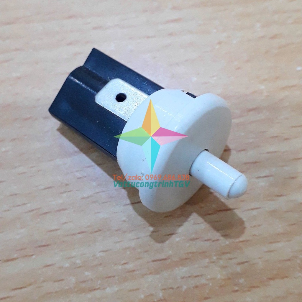 Công tắc tròn 2 chân dùng cho cánh cửa tủ lạnh, tủ quần áo