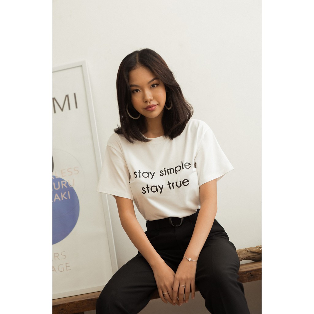 Áo Thun In Chữ Stay Simple Stay True EDINI - A1176