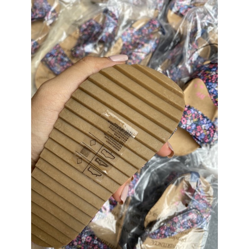Sandal Bé Gái Hoa Nhí Đế Trấu