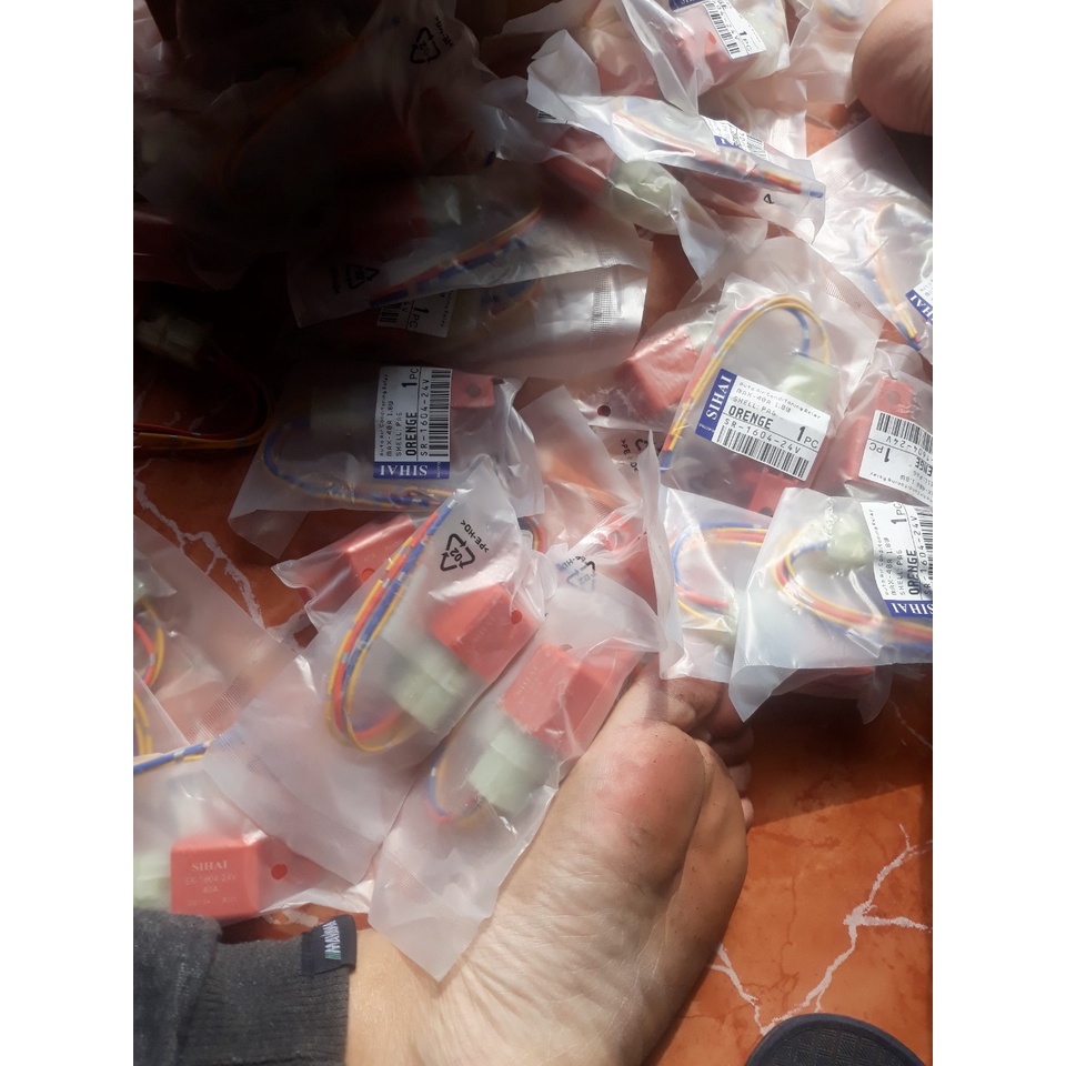 Rơ le 4 chân sihai chất lượng cao