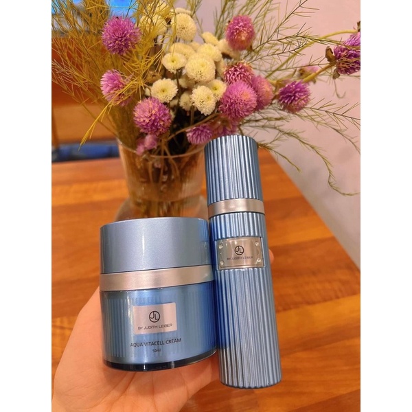 Bộ tinh chất  dưỡng da by judith leiber