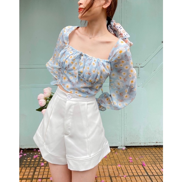 Áo croptop hoa tay phồng Love White Chry Top Reverclothings