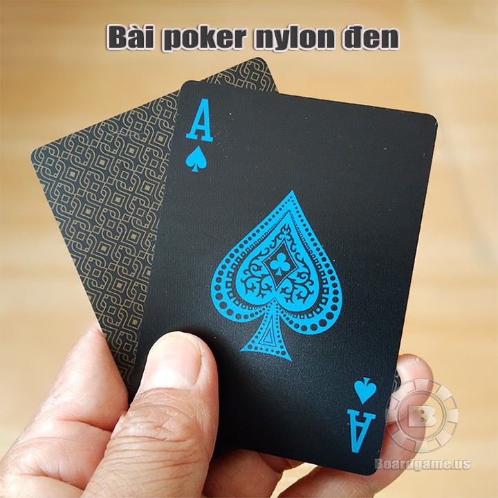 Bài poker đen cao cấp chất liệu Pvc không thấm nước