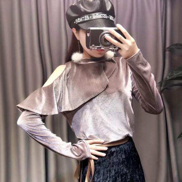 Áo nhung hở vai