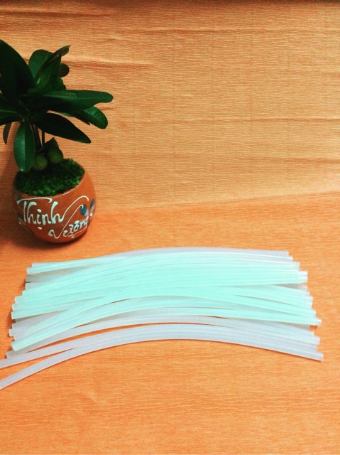 KEO NẾN GIÁ RẺ 1.500 đ/ cây
