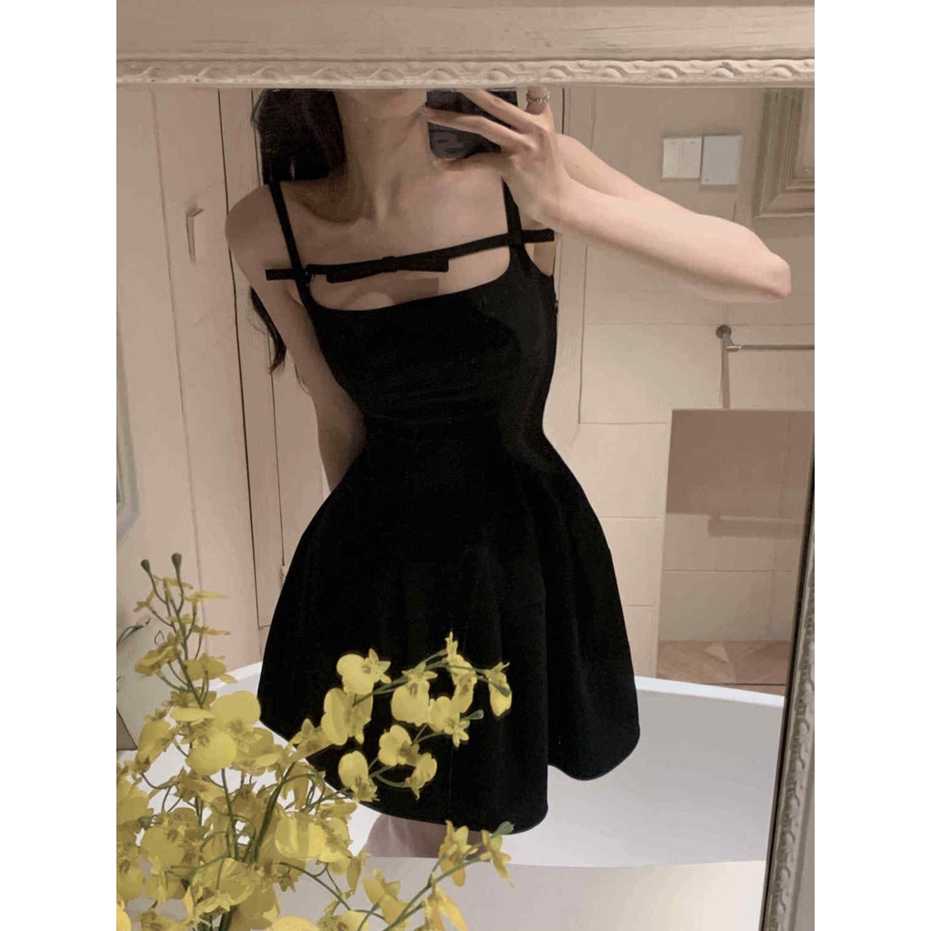 Đầm Ngắn Hai Dây Màu Đen Đính Nơ Phong Cách Pháp Thời Trang Mùa Hè Cho Nữ