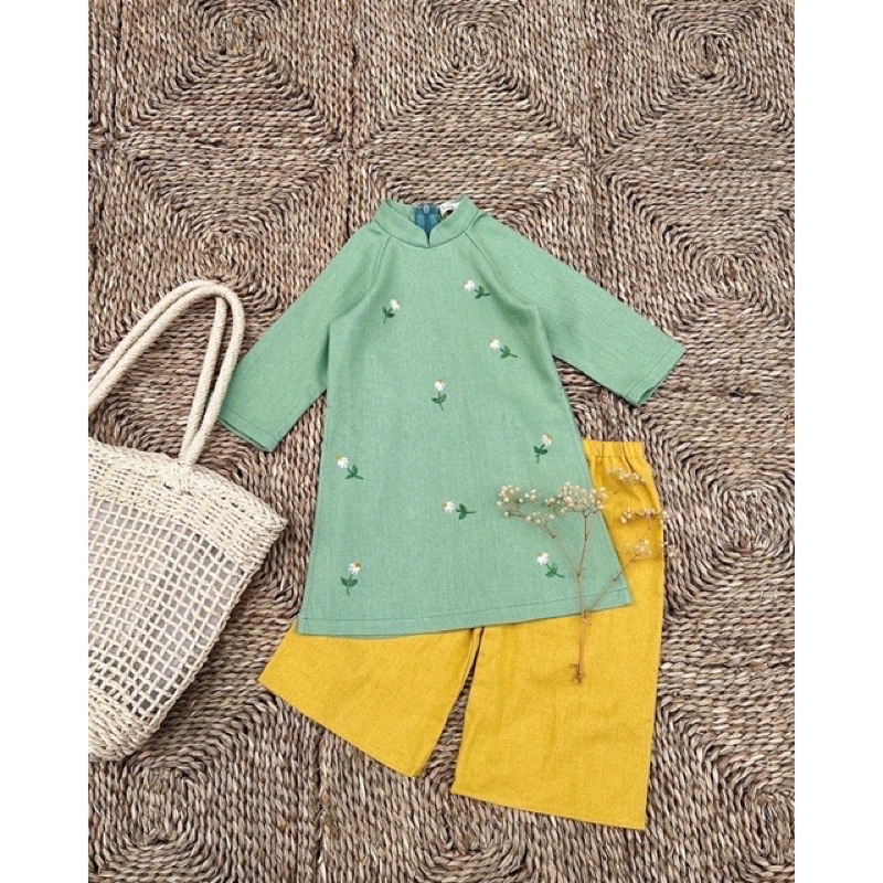 Áo dài tết cho bé