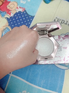 Phấn tạo khối đánh góc WodWod Highlight