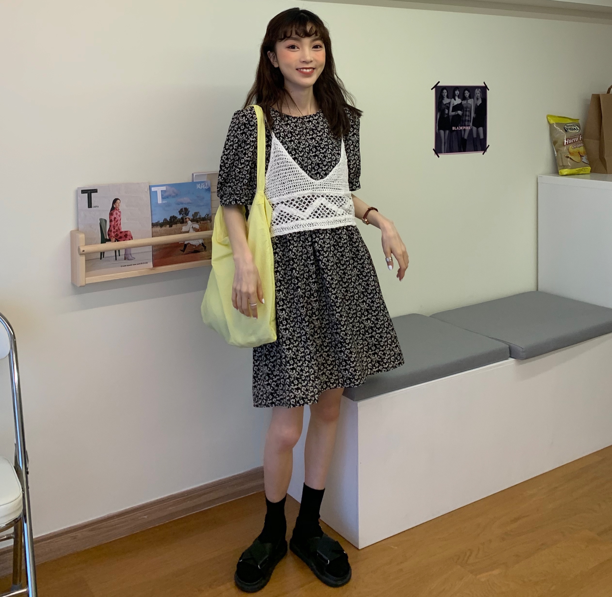 đầm ulzzang Nữ Ngắn Tay Họa Tiết Hoa Thời Trang | BigBuy360 - bigbuy360.vn