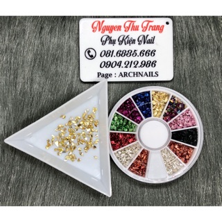 Vụn đá thuỷ tinh nhiều màu gắn móng