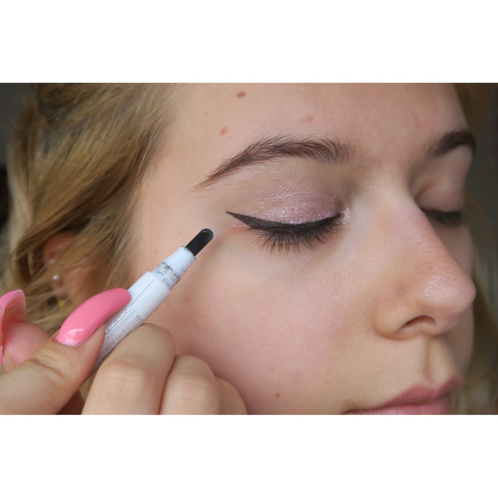 Bút dạ kẻ mắt Kiko Signature Eyemaker | BigBuy360 - bigbuy360.vn