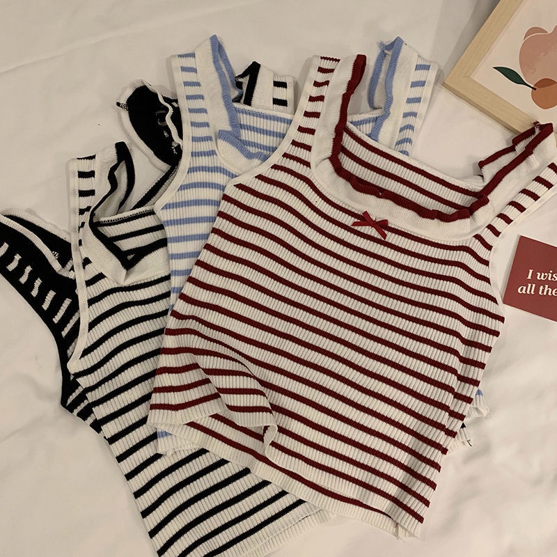 Áo Hai Dây Dáng Ôm Ngắn Phối Ren Họa Tiết Kẻ Sọc Phong Cách Hàn Quốc Quyến Rũ Cho Nữ