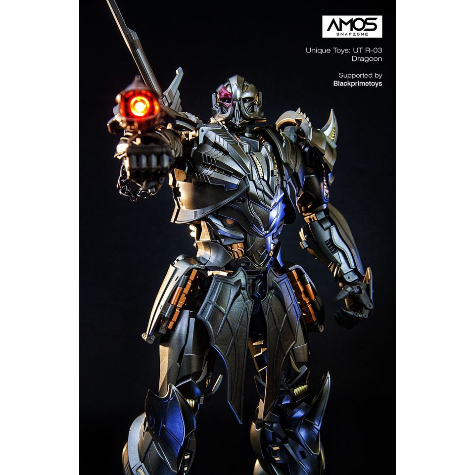 Mô hình UNIQUE TOYS UT R03 DRAGOON Megatron The Last Knight