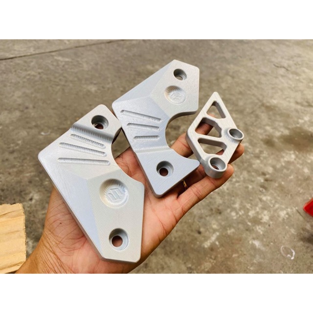Che heo nẹp sườn CNC Suzuki Raider Satria F