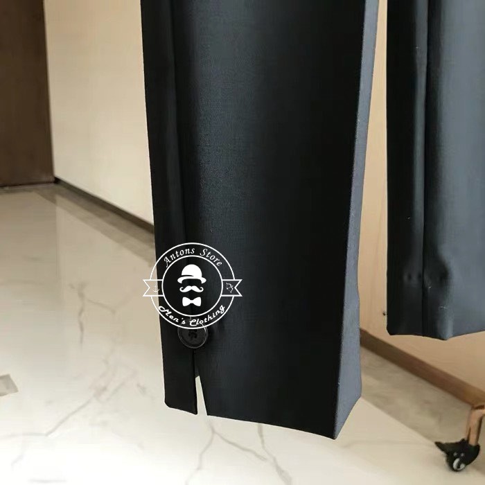 Quần Âu Nữ Thom Browne Đen Khuy Gấu