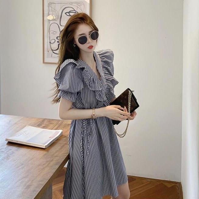 Đầm Babydoll Tay Phồng Họa Tiết Kẻ Sọc Phong Cách Pháp Cổ Điển Thời Trang Mùa Hè Mới Cho Nữ 2022