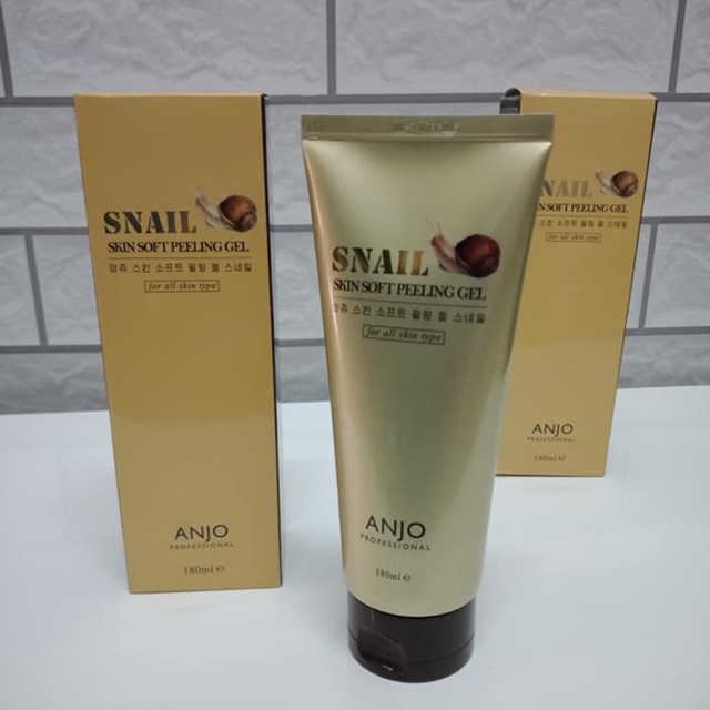 Gel tẩy kỳ tế bào chết ốc sên tái tạo dưỡng trắng da Snail Anjo