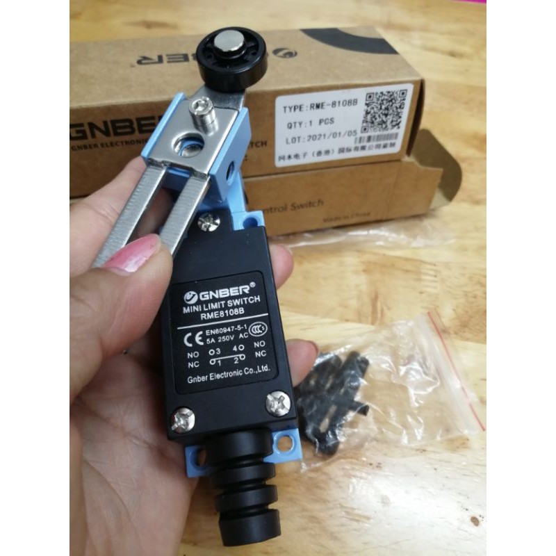 Công tắc hành trình RME - 8108