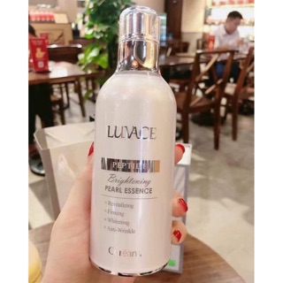 Tinh chất dưỡng trắng da Luvace Peptide Brightening Pearl Essence