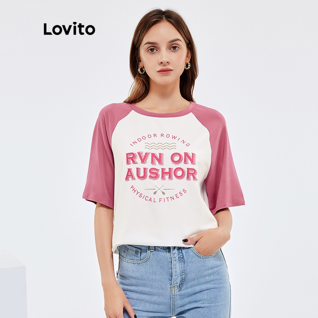 Áo thun Lovito tay ráp nối lửng cổ tròn họa tiết chữ ghép nối màu sắc phong cách thường ngày L25AD010 (màu hồng)