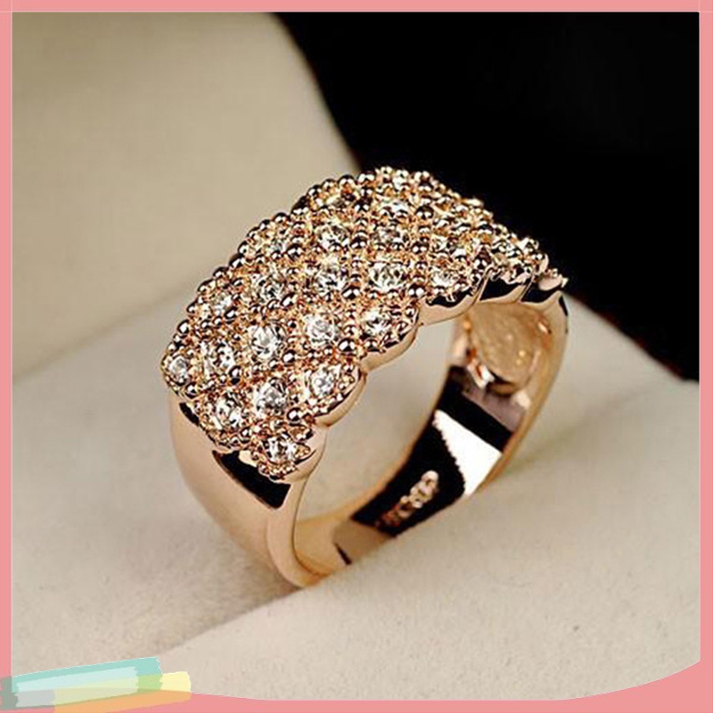 Nhẫn Đính Hôn Đính Đá Sang Trọng Cho Nữ