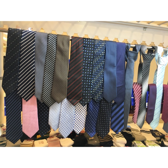 Cà vạt cao cấp màu basic